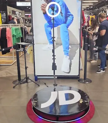 Videomatón 360 en Girona con plataforma giratoria